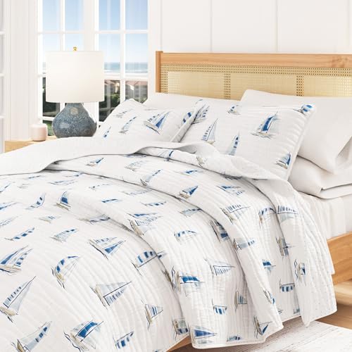 Great Bay Home Coastal Quilt Set - 2-Piece Twin/Twin XL Size Nautical Bedding Set - Lightweight, All-Season, Reversible Bedspread (Blue Watercolor Sailboats) Great Bay Home