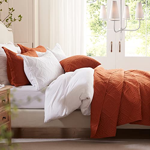 LEAONME Full/Queen Quilt Set 3 Pieces, Lightweight Burnt Orange/Rust Bedspread-90''x98'', Soft Microfiber Summer Quilt, Luxurious Warm Coverlet Set for All Seasons (Includes 1 Quilt, 2 Shams) LEAONME