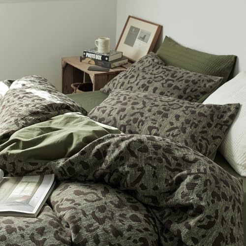 mixinni Leopard Duvet Cover King Size, Premium Yarn-Dyed Jacquard Cotton Duvet Cover with Green Leopard Print, Farmhouse Bedding Set with 2 Pillowcases Perfect for Him and Her-(King Size, Green) mixinni