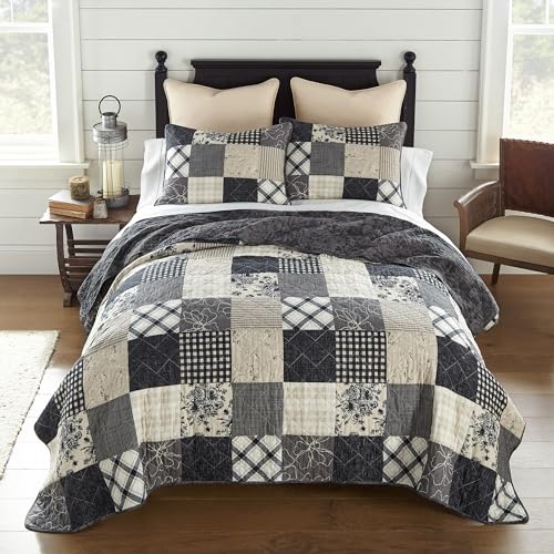 Donna Sharp Augusta Cotton Quilted Bedding Set - 3-Piece Queen Size Quilt Set - Includes 1 Quilt and 2 Pillow Shams - Machine Washable - Perfect for Rustic Decor Donna Sharp
