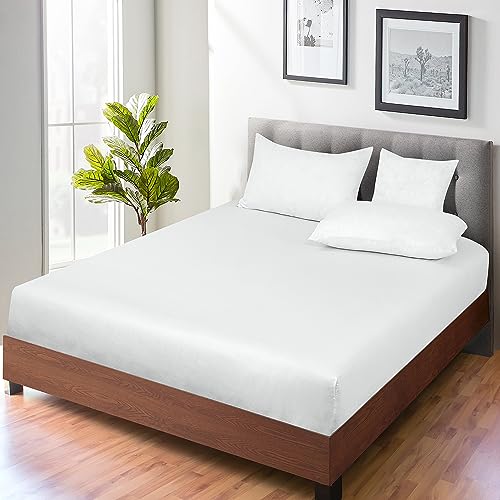 ROYALE LINENS 300 Thread Count 100% Long Staple Combed Cotton Fitted Sheet Twin - Super Soft Deep Pocket Bottom Sheet - Fitted Sheets Only - Elastic Sheets (Twin, White) ROYALE LINENS