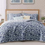 BLOOMHAVEN Quilt Set Queen Size, Oxford Blue Floral Quilt Sets, Reversible Bedspread Lightweight and Breathable for All Seasons, Soft Quilted Bedspread with 2 Pillow Shams BLOOMHAVEN