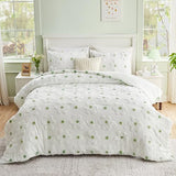 VIVILINEN Twin Comforter Set for Girls 2 Pieces Green Floral Twin Size Bedding Set Cute Comforter with Tufted Daisies Flowers, Lightweight Bed Set for Kids Teen Girls Women VIVILINEN