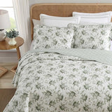 Laura Ashley - Twin Quilt Set, Elegant Lightweight Bedding with Matching Sham(s), Super Soft and Cozy Home Decor (Portland Floral Green, Twin) Laura Ashley