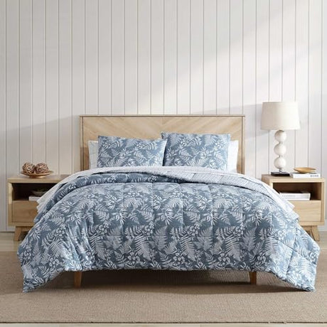 Eddie Bauer - King Comforter Set, Soft Reversible Bedding with Matching Shams, Wildflower Inspired Luxurious Bedding Set with Stripe Reverse (Fern Garden Blue, King) Eddie Bauer