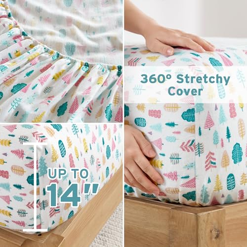 Intelligent Design Cozy Soft 100% Cotton Flannel Sheets, Breathable Festive & Adorable Print Cotton Flannel Sheet Set, Deep Pocket Sheet Fits Up to 16" Mattress, Full White Holiday Trees 4 Piece Intelligent Design