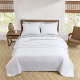 Tommy Bahama - King Quilt Set, Soft Bedding with Matching Shams, Cozy Bedspread, Bedding Set for All Seasons (Chevron White, King) Tommy Bahama