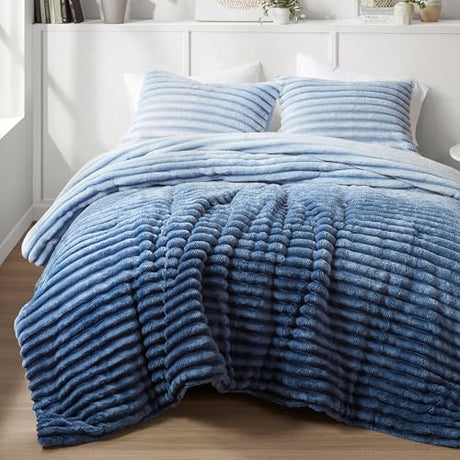 Intelligent Design King Comforter Set, Plush Bedding, Microfiber Reverse, 3 Piece, Lightweight, Super Soft Ribbed Velvet Comforter 2 Shams, All Season Fluffy Bed Set, Avril, King/Cal King Blue Ombre Intelligent Design