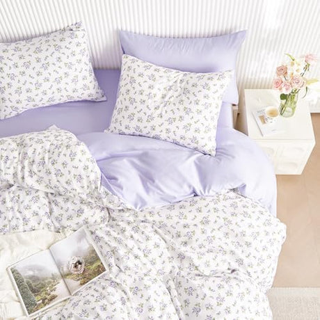 Wake In Cloud - Coquette Duvet Cover Set, Floral Cottagecore Flower Shabby Chic Cute Aesthetic, Soft Lightweight Bedding for Women Teen Girls, 3-Piece, White Purple, Twin/Twin XL Size Wake In Cloud