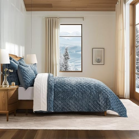 EVERGRACE Luxury Velvet Quilt Set King Size, Diamond Quilted Lightweight Velvet Comforter for All Season, Ultra Soft Oversized Bedspread Coverlet Bedding Set with 2 Pillow Shams, Stormy Blue EVERGRACE