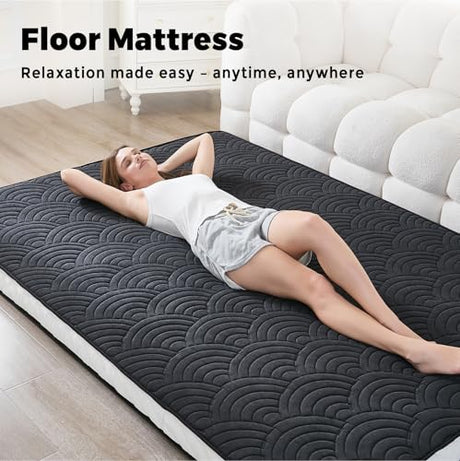 Zelladorra Japanese Floor Mattress, Quilted Futon Mattress with Anti-Slip Bottom, Foldable Floor Bed with Storage Bag and Straps, (Black, Twin) Zelladorra