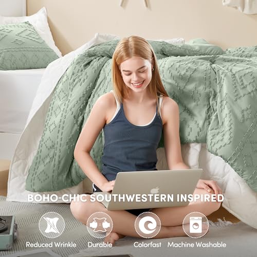 Comfort Spaces Twin/Twin XL Comforter Set for College Tufted Boho Dorm Comforter Set Twin XL Size, All Season Lightweight Bedding Set Soft, Matching Sham Sage Green 2 Piece Comfort Spaces