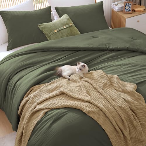 WRENSONGE Queen Comforter Set - 3 Pieces Prewashed Olive Green Comforter Soft Lightweight for All Seasons,Down Alternative Comforters Queen Size with 2 Pillow Shams WRENSONGE