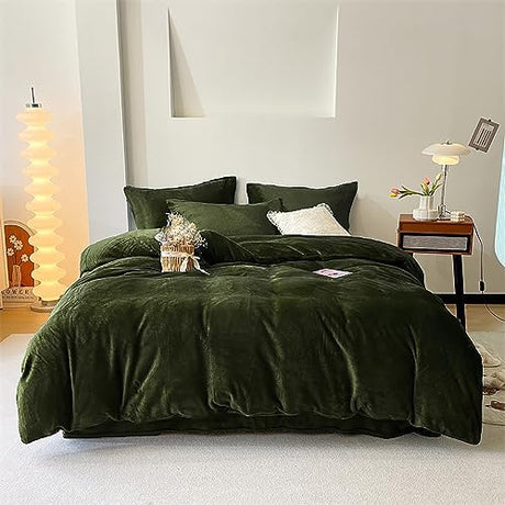 Luxlovery Army Green Velvet Comforter Set Queen Dark Green Flannel Bedding Comforter Blackish Green Minimalist Bedding Set Thick Soft Breathable Blanket Quilts Modern Winter Comforter for Women Men Luxlovery