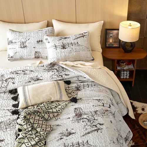 Wake In Cloud - Western Quilt Set, Rustic Ranch Life with Cowboy Southwestern Vintage Country Pattern Printed, Reversible Lightweight Bedspread Coverlet, 3 Pieces, Beige Brown, Twin/Twin XL Size Wake In Cloud