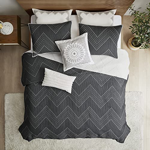 Ink+Ivy Reversible Cotton Quilt Set - Trendy Chevron Design Summer Cover Breathable Coverlet, Lightweight All Season Bedding Layer for Winter, Matching Shams, Full/Queen(88"x92"), Black 3 Piece INK+IVY