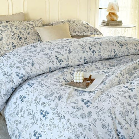 EAVD Queen Comforter Set White and Blue Floral Bedding Set for Women Soft Microfiber 3-Piece Vintage Garden Floral Comforter Set with 2 Pillowcases Botanical Bedding Set for All-Season EAVD