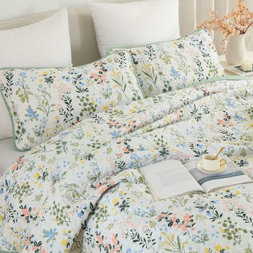 Anibedding Floral Quilt Set Queen Size,3 Pieces Flower Parrten Bedspread Coverlet,Garden Style Soft Lightweight Micorfiber Bedding Set with 2 Pillowcases for All Seaaon.(96"×90",Green) Anibedding