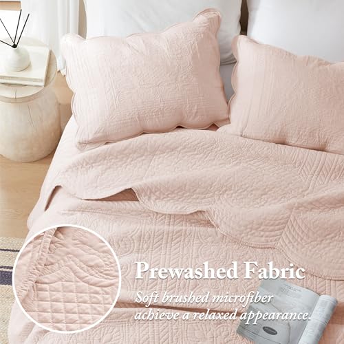 Madison Park Queen Quilt Set Damask Coverlet Set for Queen Size Bed, Cottage Oversized Quilt Set, Scallop Edge, All Season, Pre-washed Cotton-Filled Queen Size Quilt, Tuscany, Full/Queen Blush 3 Piece Madison Park