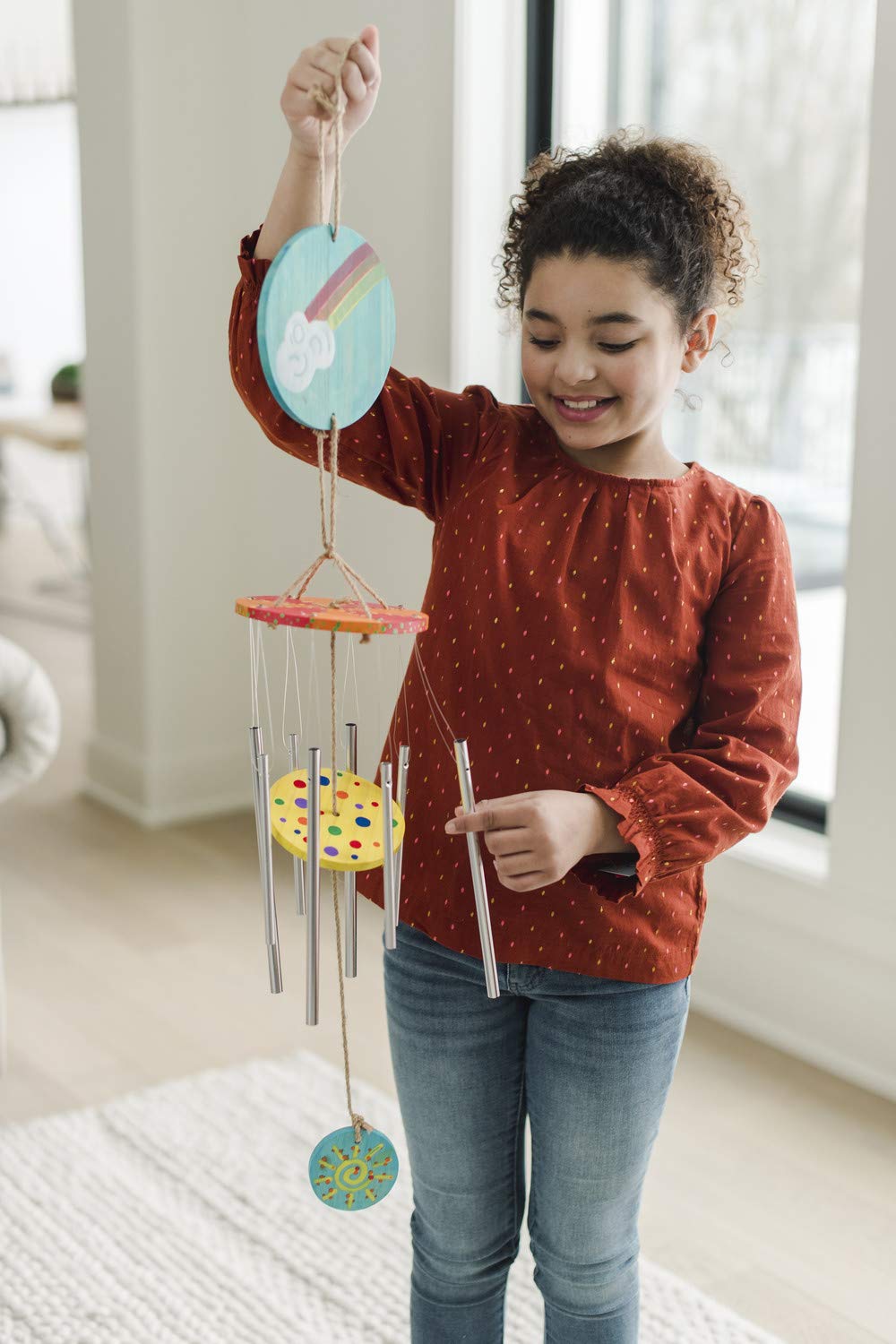 MindWare Make Your Own Wind Chime Craft Kit – Makes 1 Wind Chime, Incldues 13 Paint Colors, 3 Brushes and Instructions MindWare