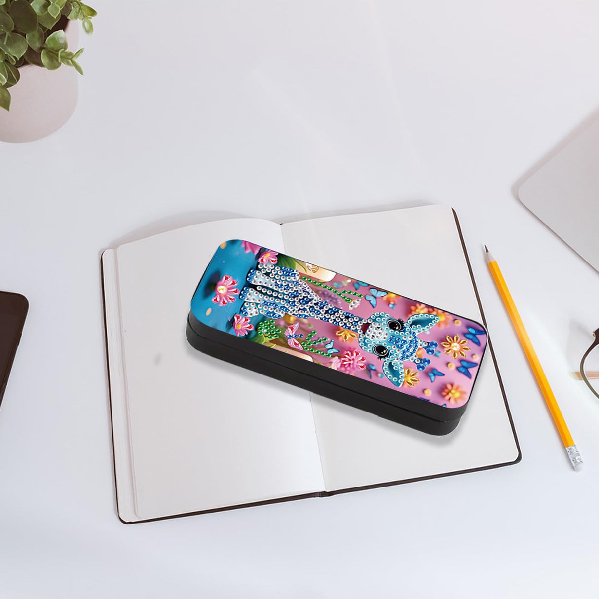 JISHSHAY Diamond Art Glasses Case Giraffe Diamond Painting Glasses Holder Gem Art Sunglasses Holder Gem Painting Sunglass Organizer Mosaic Kits for Adults Embroidery Kit Jigsaw Puzzles Eyeglass Case JISHSHAY