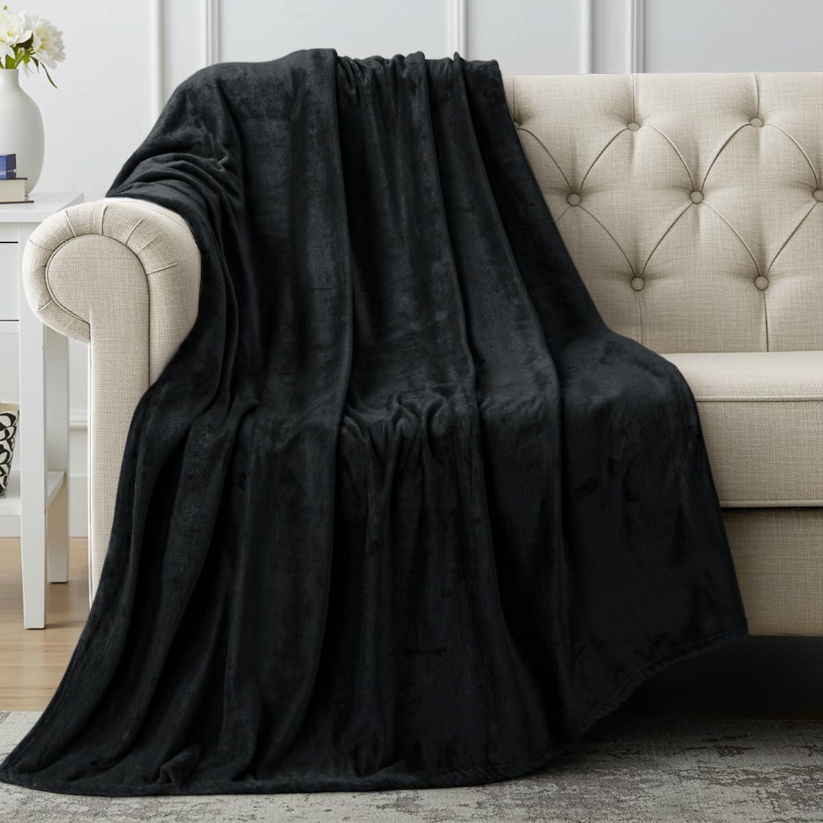 Utopia Bedding Fleece Blanket Throw Size Black 300 GSM Luxury Anti-Static Fuzzy Soft Microfiber Blanket for Couch, Sofa and Bed (60x50 Inch) Utopia Bedding