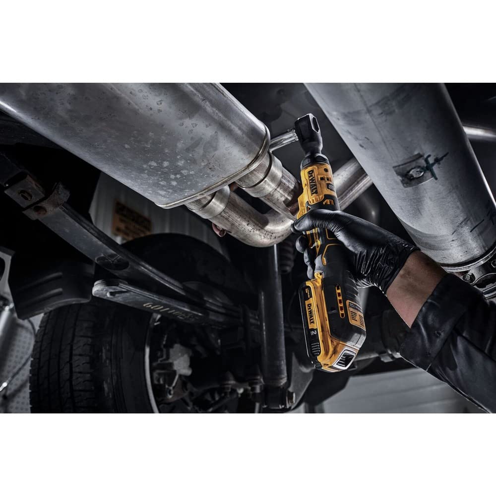 DEWALT 20V MAX Ratchet Set, 3/8 inch, 70 lbs of Torque, Battery and Storage Bag Included (DCF513D1) DEWALT
