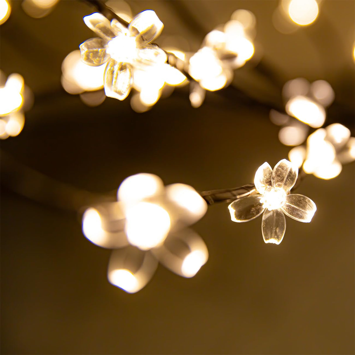 Tybeeu 5ft Lighted Cherry Blossom Tree with 184 Warm White LED Lights for Holiday Decor - Dimmable, UL Certified, Waterproof - Ideal for Indoor and Outdoor Decoration TYBEEU