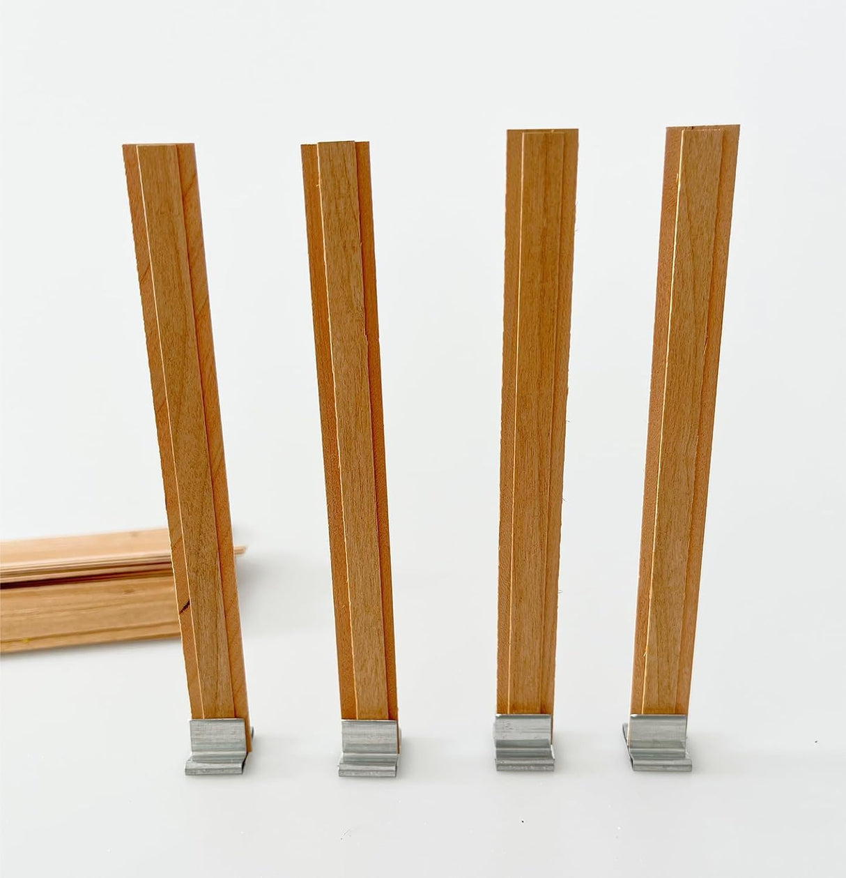 150 PCS Wick Clip for Candle Making Wood Wick Holder Base Universal Wood Wick Clips Wooden Wicks Bases Metal Candle Wick Holders (Square) Phinicco