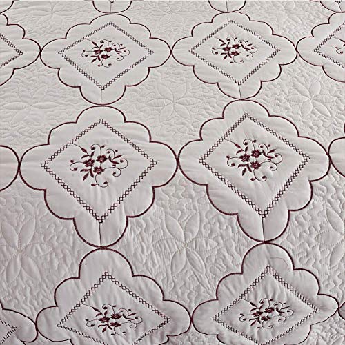 Oliven 3 Pcs Embroidered Quilt Full/Queen Size Floral Bedspread Soft Breathable Flower Coverlet Burgundy White Bed Cover Embroidered Bedding Christmas Bed Home Decor Oliven