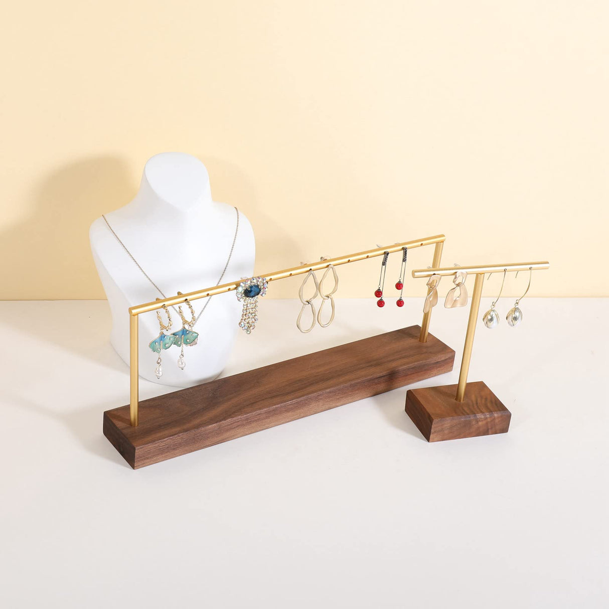 GemeShou wooden earring holder organizer for girls, walnut stud earring display stand for boutique store, jewelry storage organizer shelf【Walnut stand-One Tier】 GemeShou