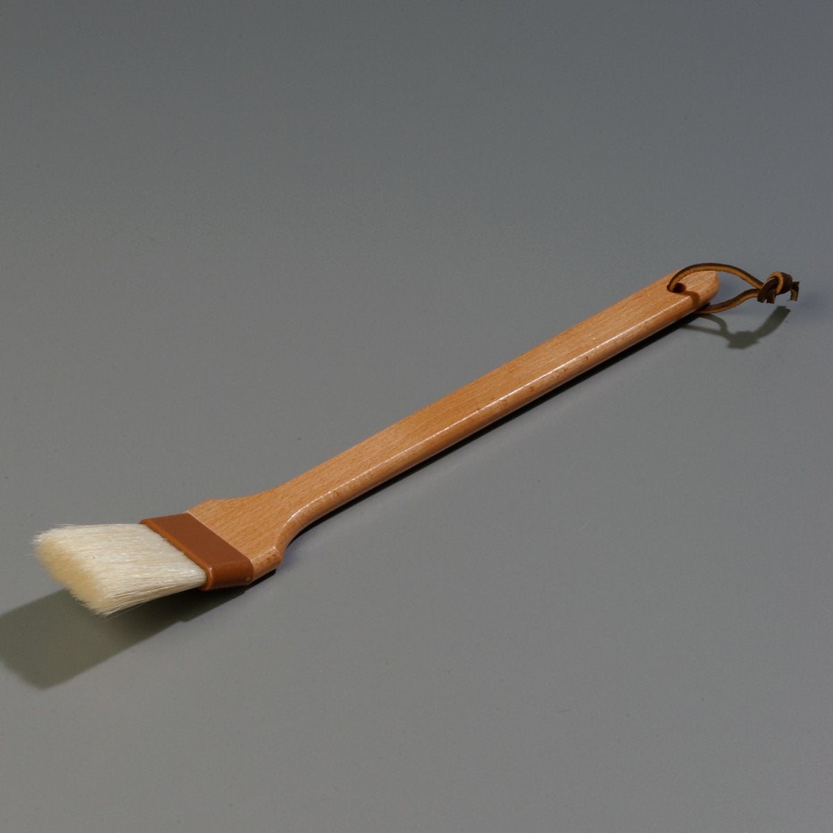 SPARTA 4037000 Boarhair Angled Pastry Brush, Basting Brush With Handle Hole, 2 Inches, Brown SPARTA