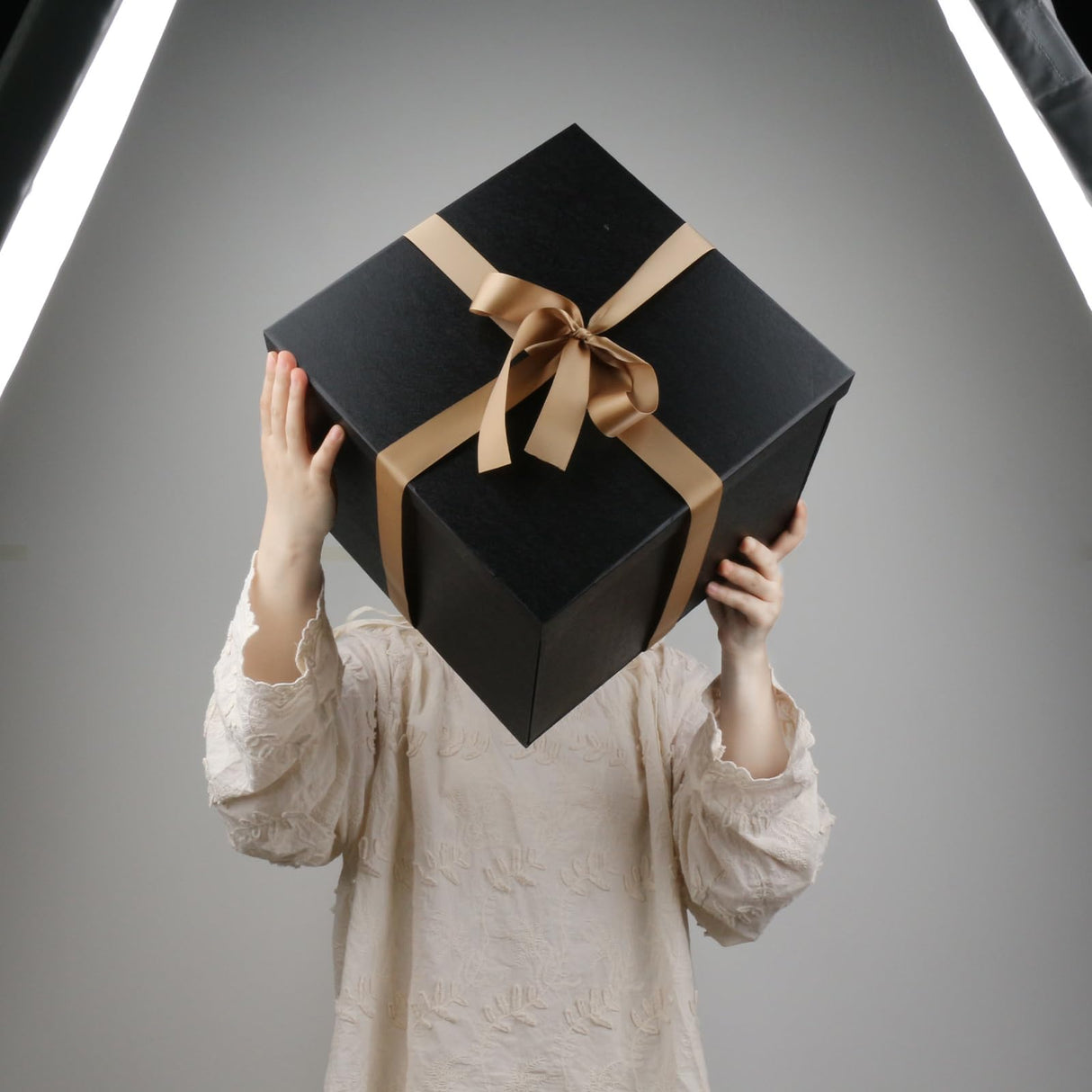 YINUOYOUJIA Large Gift Box 12x12x10 Inches,Black Gift Boxes for Presents,Birthday Box,for Packaging,Valentine's Day,Mother's Day,Christmas,Anniversaries,Family or Business. YINUOYOUJIA