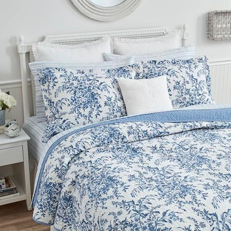 Laura Ashley Home - Bedford Collection - Luxury Premium Ultra Soft Quilt Set, Comfortable & Stylish, All Season Bedding, King, Delft Laura Ashley