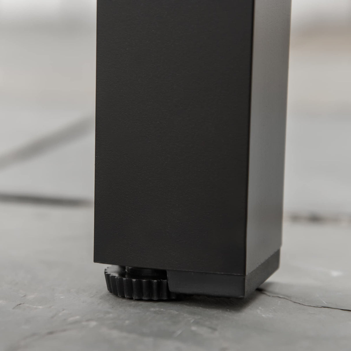 Outsunny Outdoor Dining Table for 6 Person, Rectangular Patio Table, Aluminum Metal Legs for Garden, Lawn, Patio, Woodgrain Black Outsunny