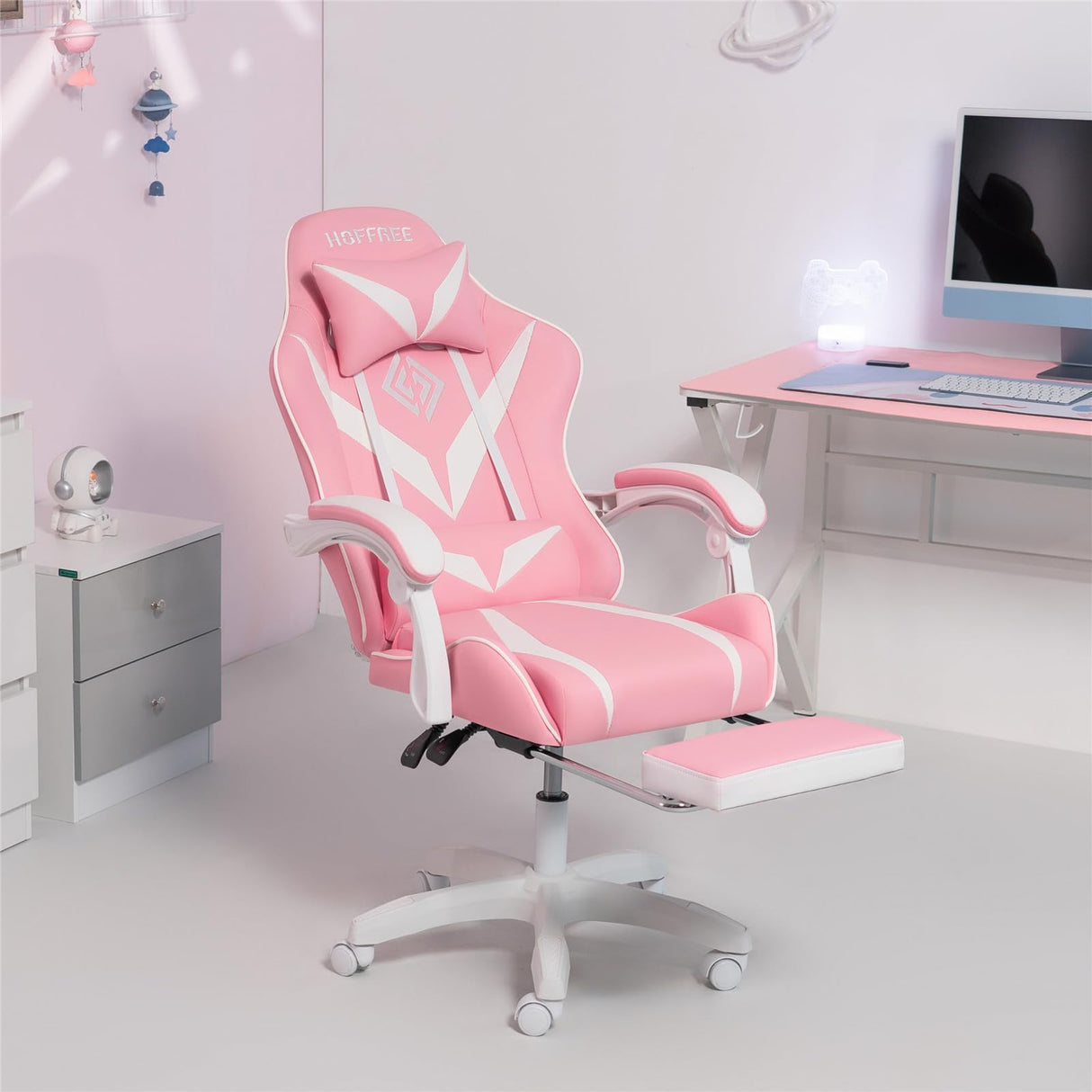 HOFFREE Pink Gaming Chair with Massage for Girls Cute Computer Gamer Chair with Footrest and Lumbar Support Reclining PC Game Chair with Headrest for Gaming Room HOFFREE