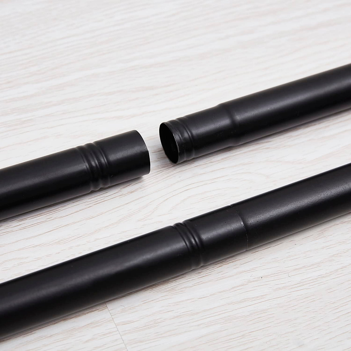 Mengersi Canopy Bed Frame King Size,Bed Canopy Frame Post Bed Poles,Canopy Bed Curtains Frame Bed Bracket Fit for Metal Bed Wood Bed Bedroom Decor,Black Mengersi