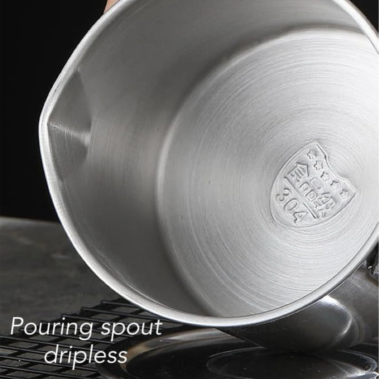 Candle Making Pouring Pot, Stainless Steel Wax Melting Pot with Heat-Resistant Handle, Double Boiler Candle Making Pitcher with Dripless Pouring Spout Design Harnico