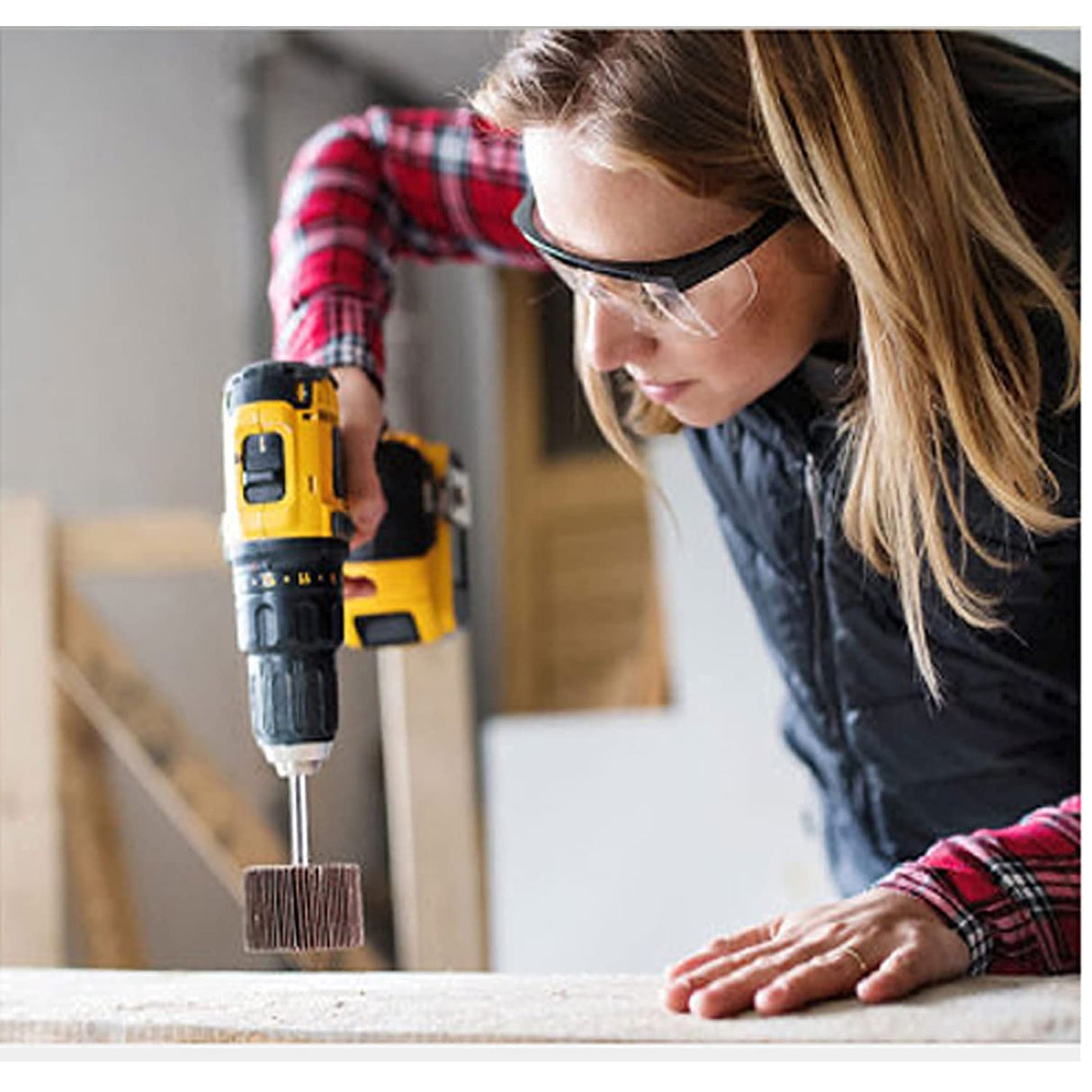 Mixiflor 20 Pcs 5 Sizes 60/80/120/240 Grits Abrasive Flap Wheel Sander, 1/4 Inch Shank Flap Wheels for Drill, Die Grinder Flap Wheel,Flap Wheel Sander for Drill Mixiflor