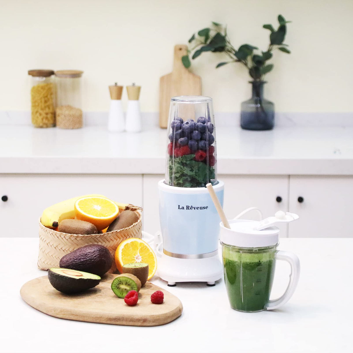 La Reveuse Personal Size Blender 250 Watts Power for Shakes Smoothies Seasonings Sauces with 1 Piece 15 oz Cup,1 Piece 10 oz Mug,BPA-Free (Sky Blue) La Reveuse