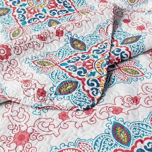 VCNY Home - King Quilt Set, 3-Piece Medallion Bedding with Matching Shams, Cozy Room Décor (Wyndham Blue/Multi, King) VCNY Home