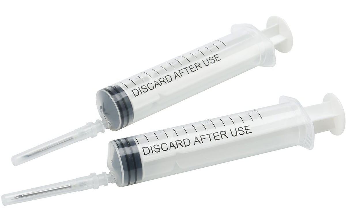 Travel Well 30ml Clear Plastic Empty Bottles with Flip Cap BPA-free Set of 50 With Injector Syringes Travelwell