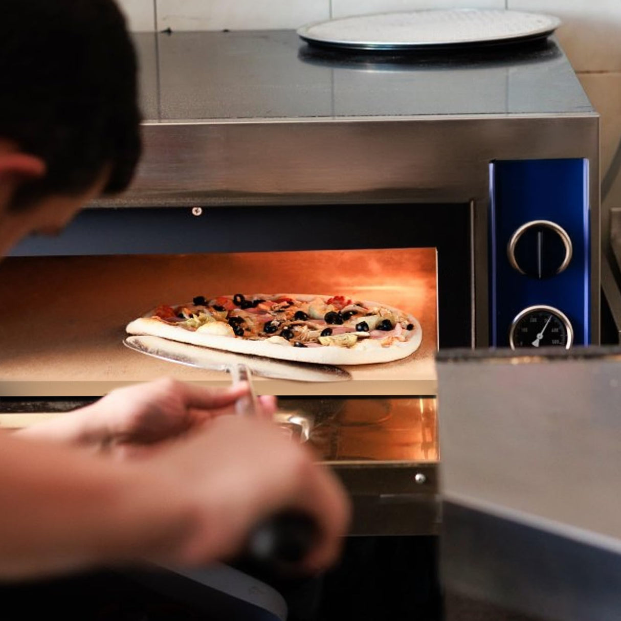 Caprihom Extra Large Pizza Stone 22 Inch, Rectangular Pizza Grilling/Baking Stone 22" x 14", Industrial Commercial Oven Stone, Ideal for Grilling Baking Several Pizzas Bread - Includes Scaper Caprihom