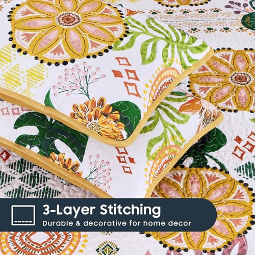 Wake In Cloud - Boho Quilt Set, Floral Bohemian Chic Farmhouse Tropical Botanical Colorful Flower Pattern, Reversible Lightweight Bedspread Coverlet, 3 Pieces, Amber Gold, King Size Wake In Cloud