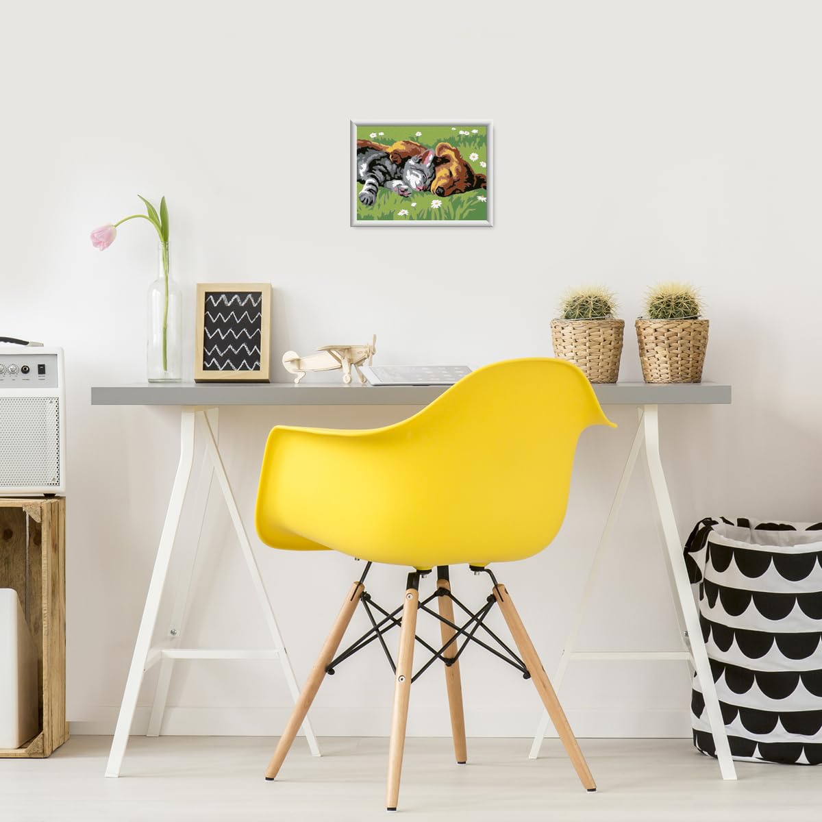 Ravensburger CreArt Sleeping Cat & Dog Paint by Numbers Kit | Easy-to-Use for Kids | Perfect for Home Decor | Ideal Gift for Aspiring Artists - Ages 7 & Up Ravensburger