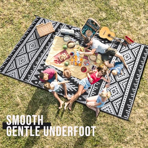 OLANLY Outdoor Rug Waterproof 5x8 ft, Reversible Outdoor Plastic Straw Rug, Boho Patio Rug, Indoor Outdoor Carpet, RV Mat Outside for Patio, Camp, Picnic, Balcony, Deck, Backyard, Black & White OLANLY