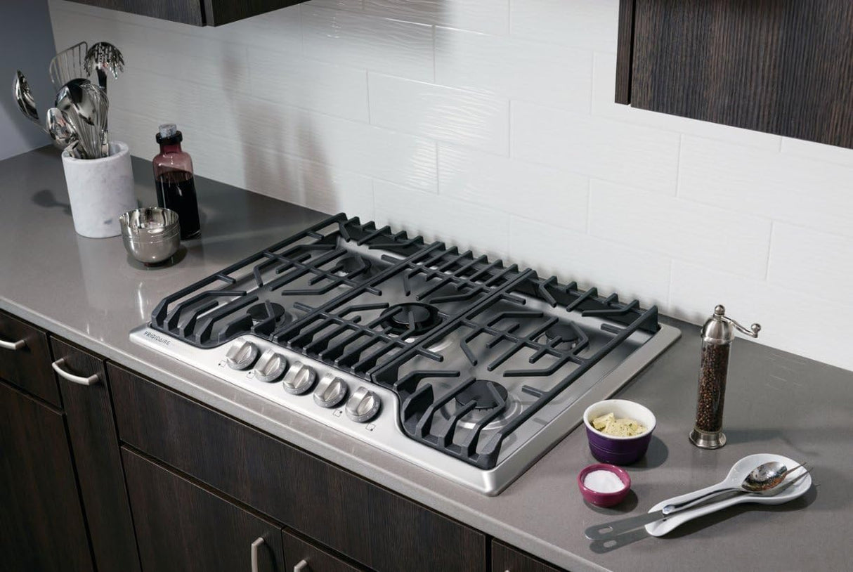 FRIGIDAIRE Professional 30-Inch Gas Cooktop, Stainless Steel, 5 Burners, Liquid Propane Convertible, FPGC3077RS Frigidaire