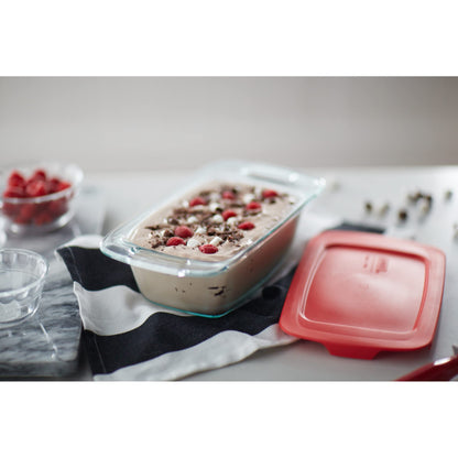 Pyrex Easy Grab 1.5-Qt Glass Loaf Dish with Lid, Tempered Glass Baking Pan with Large Handles, Non-Toxic, BPA-Free Lid, Bread Pan, Dishwasher, Fridge, Freezer, Oven and Microwave Safe Loaf Pan