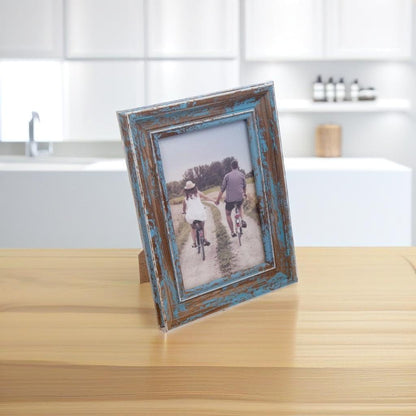 Truu Design Weathered Picture Frame, Distressed Wooden Look for Wall or Tabletop Display, Lightweight Photo Frame with Glass Cover, 4" x 6", Blue