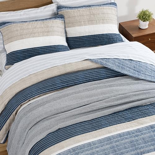 Nautica - Queen Quilt Set, Soft & Breathable Cotton Bedding with Medium Weight Feel, Reversible 3 Piece Bed Set with Matching Pillowcases (Ridgeport Denim)